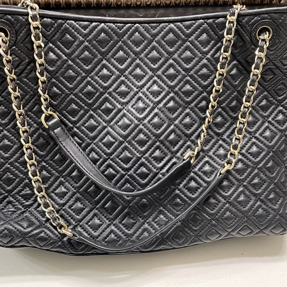 Black Tory Burch Large Marion Quilt Shoulder Bag - Picture 2 of 3